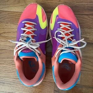 Men’s size 11 Giannis Freaks